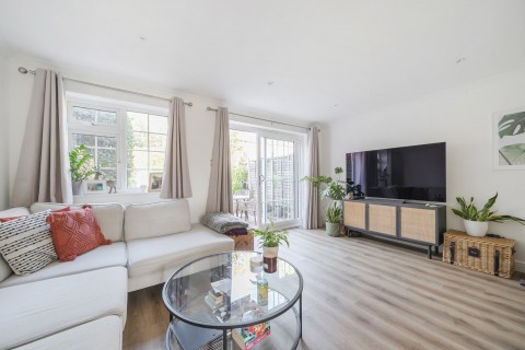 Click the photo for more details of Midhope Gardens, Woking, GU22