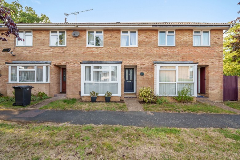 Click the photo for more details of Knightswood, Woking, GU21