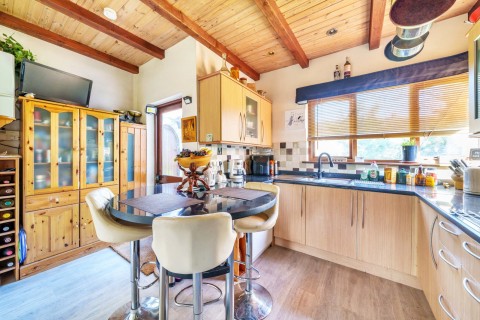 Click the photo for more details of Church Road, Byfleet, KT14