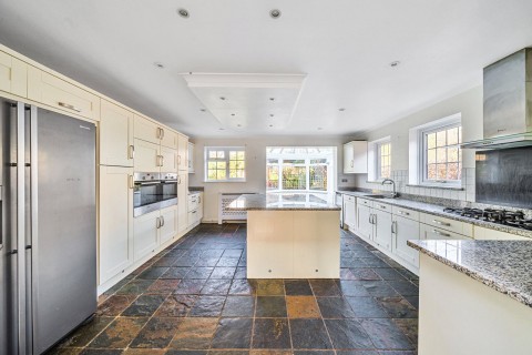 Click the photo for more details of Dartnell Avenue, West Byfleet, Surrey
