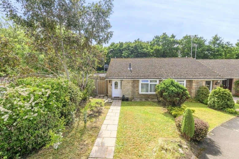 Click the photo for more details of Horsell, Woking