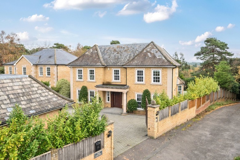 Click the photo for more details of Walkers Ridge, Camberley