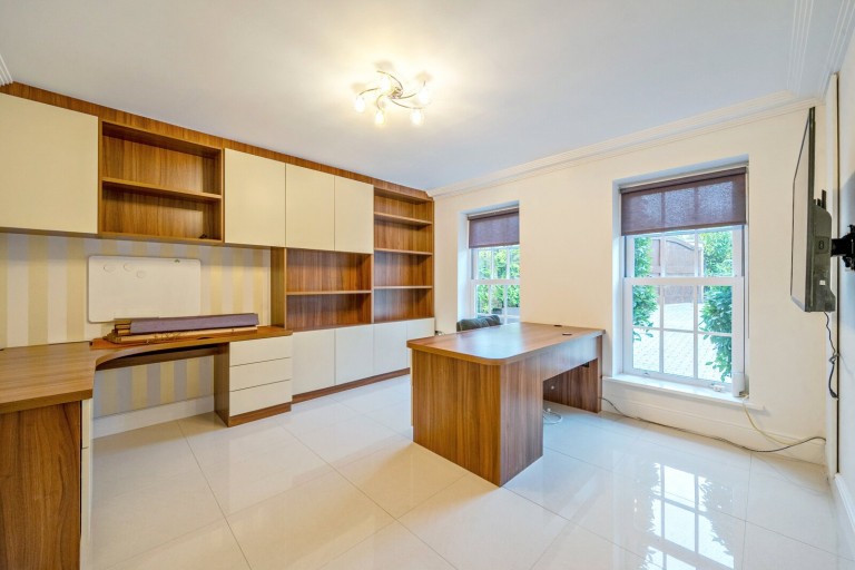 Images for Walkers Ridge, Camberley