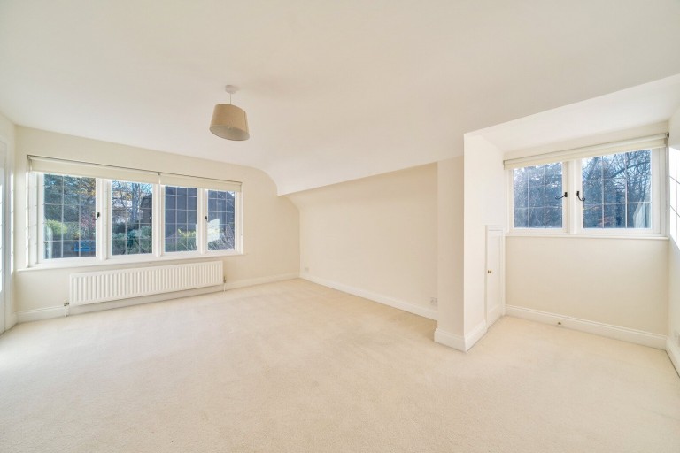 Images for Knowl Hill, Woking