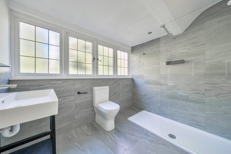 Images for Knowl Hill, Woking