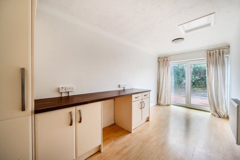 Images for Knaphill, Woking, Surrey