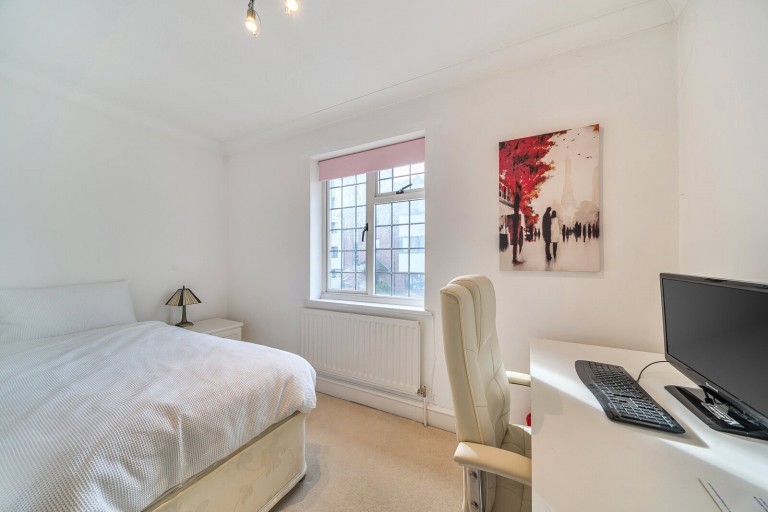 Images for Lavender Park Road, West Byfleet, Surrey