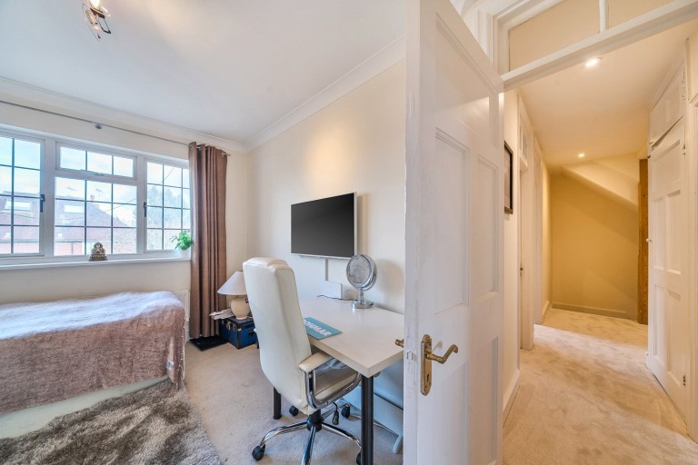 Images for Lavender Park Road, West Byfleet, Surrey