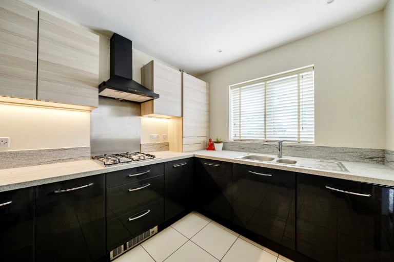 Images for Knaphill, Woking, Surrey