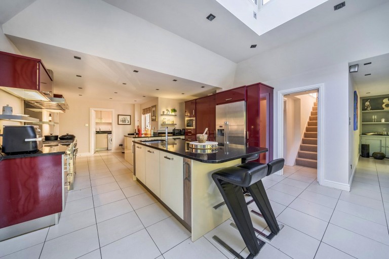 Images for Salisbury Place, West Byfleet, Surrey