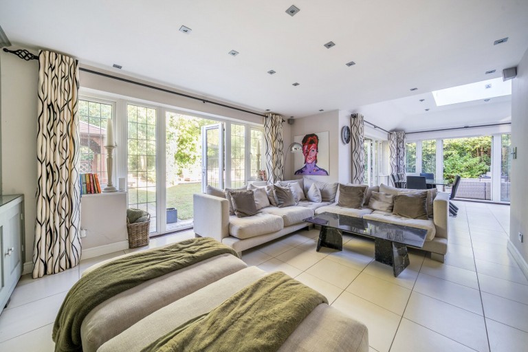 Images for Salisbury Place, West Byfleet, Surrey