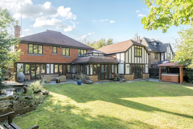 Images for Salisbury Place, West Byfleet, Surrey