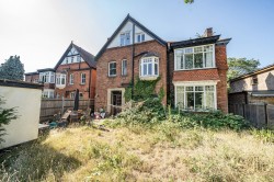 Images for Woodland Grove, Weybridge, Surrey