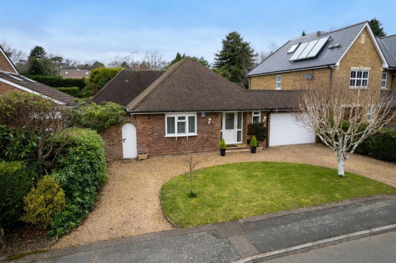 Click the photo for more details of Eastwick Road, Walton-On-Thames, KT12