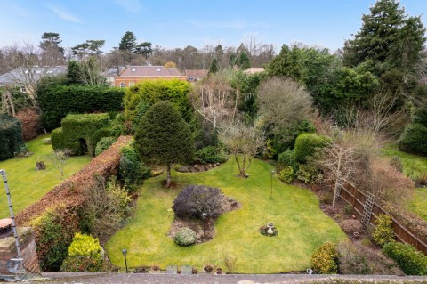 Click the photo for more details of Eastwick Road, Walton-On-Thames, KT12
