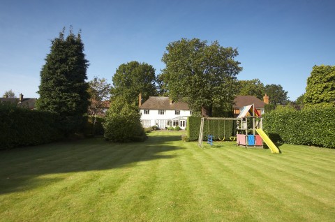 Click the photo for more details of Ashley Park Avenue, Ashley Park, Walton-On-Thames