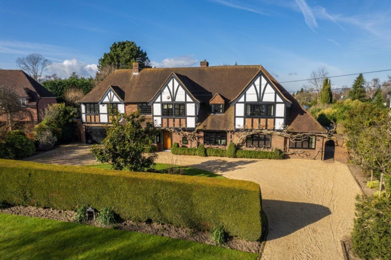 Click the photo for more details of Silverdale Avenue, Ashley Park, Walton-On-Thames, KT12