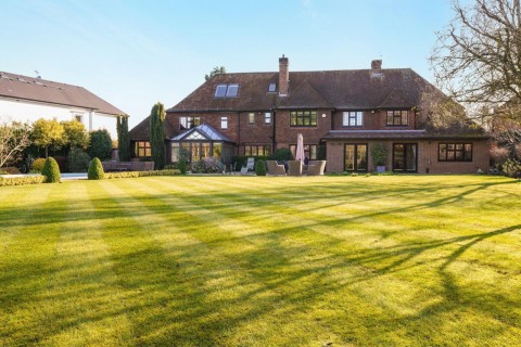 Click the photo for more details of Silverdale Avenue, Ashley Park, Walton-On-Thames, KT12