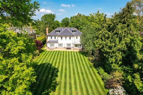 Click the photo for more details of Broadwater Road South, Burwood Park, Walton-On-Thames, KT12