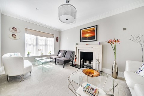 Click the photo for more details of River Mount, Walton-On-Thames, Surrey