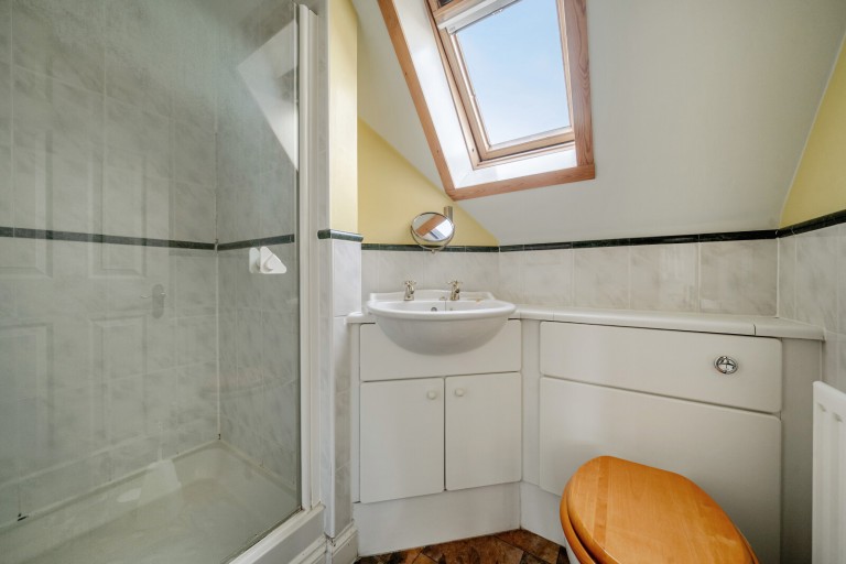 Images for Primrose Road, Hersham, Walton-On-Thames