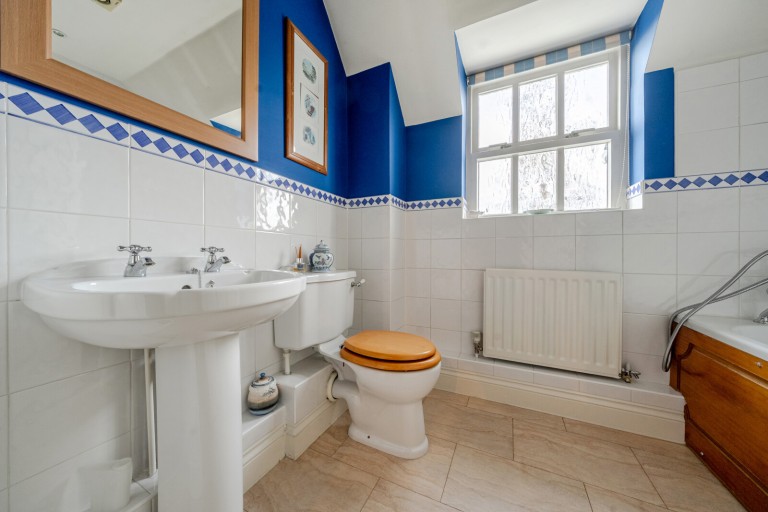 Images for Primrose Road, Hersham, Walton-On-Thames