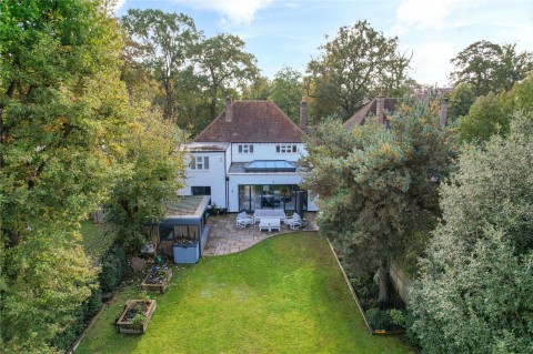 Click the photo for more details of Stompond Lane, Walton-On-Thames, KT12