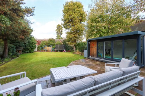 Click the photo for more details of Stompond Lane, Walton-On-Thames, KT12
