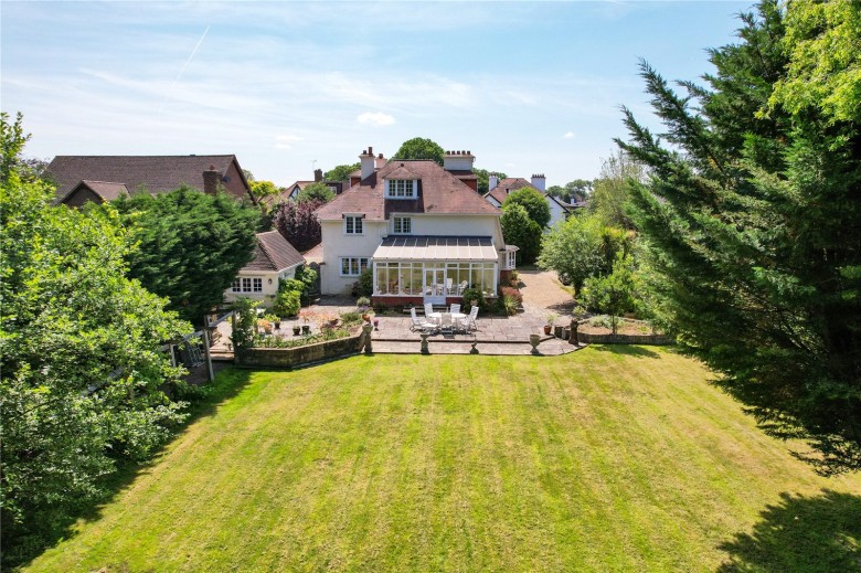 Click the photo for more details of Crossway, Walton-On-Thames, Surrey