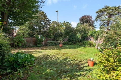 Click the photo for more details of Clements Road, Walton-On-Thames, KT12