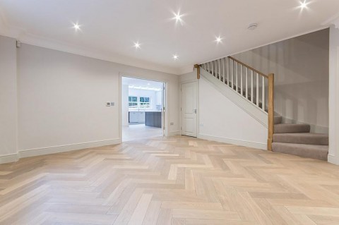 Click the photo for more details of Grange Court, Walton-On-Thames, KT12