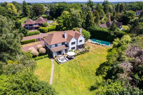 Click the photo for more details of Silverdale Avenue, Ashley Park, Walton-On-Thames, KT12