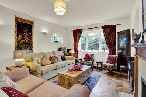 Click the photo for more details of Kenwood Drive, Walton-on-Thames, KT12