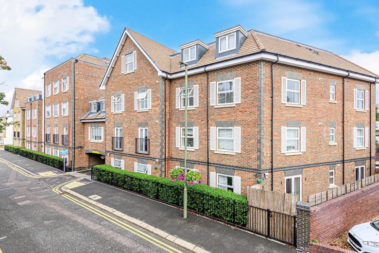 Click the photo for more details of Bridge Street, Walton-On-Thames, Surrey