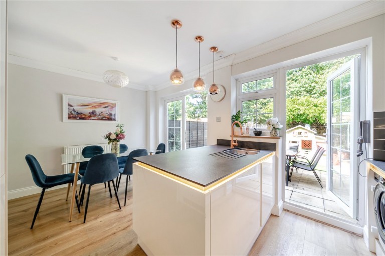 Images for Gainsborough Court, Walton-On-Thames, Surrey