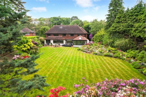 Click the photo for more details of Cranley Road, Burwood Park, Walton-On-Thames
