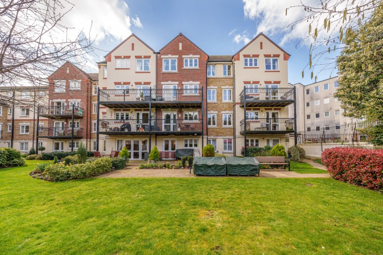Click the photo for more details of Churchfield Road, Walton-On-Thames, Surrey