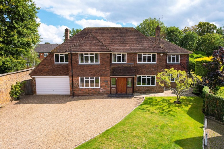 Click the photo for more details of Beverley Close, Weybridge, KT13