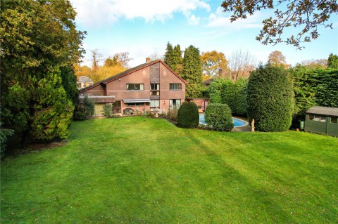 Click the photo for more details of Kelvedon Avenue, Burwood Park, Walton-on-Thames, KT12