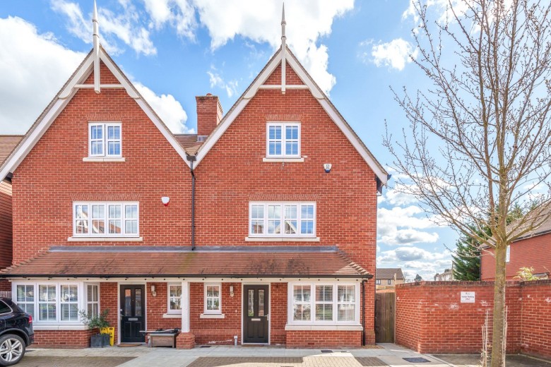 Click the photo for more details of Swan Close, Walton-On-Thames, KT12