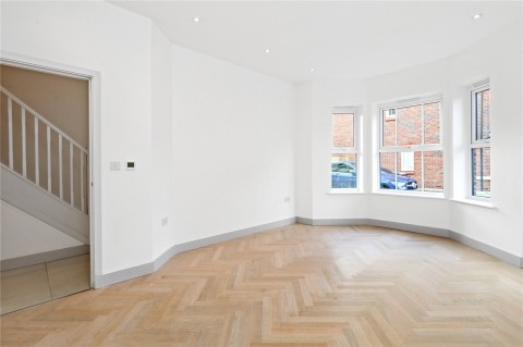 Click the photo for more details of Albright Gardens, Walton-On-Thames, KT12