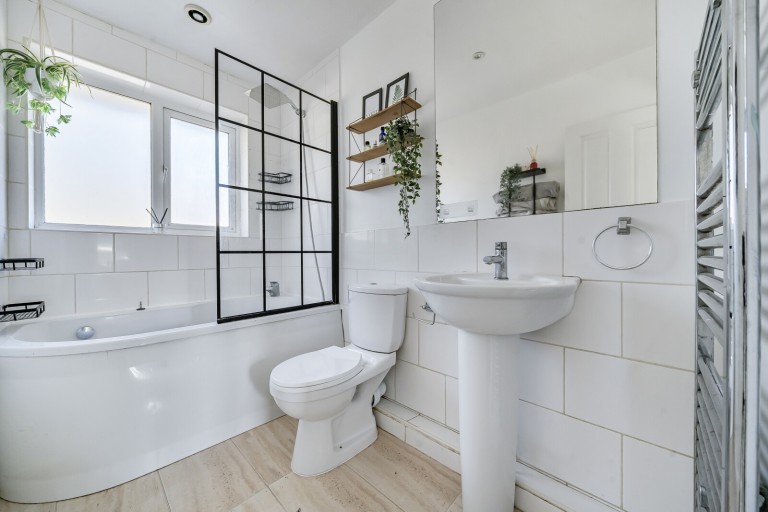 Images for Vicarage Fields, Walton-On-Thames, Surrey