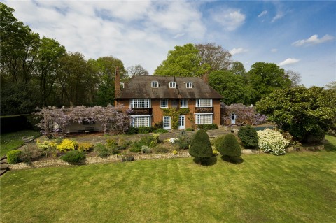 Click the photo for more details of Rabbit Lane, Walton-on-Thames, Surrey