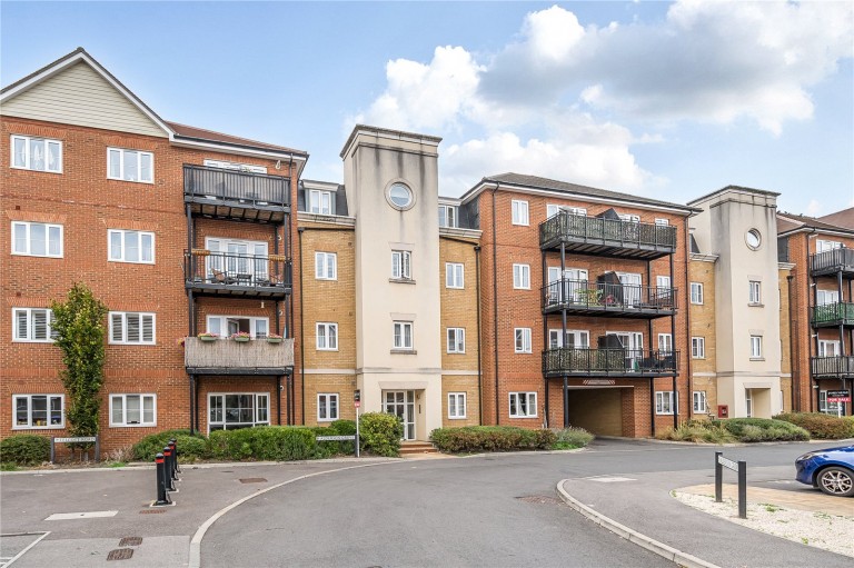 Images for Alderson Grove, Hersham, Walton-On-Thames