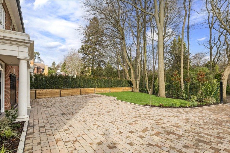 Images for Woodside Road, Cobham, Surrey