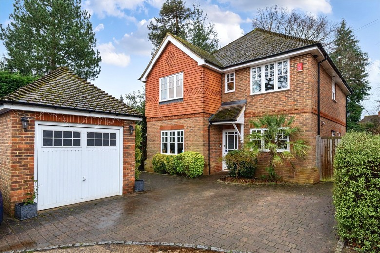 Click the photo for more details of Westcar Lane, Walton-On-Thames, KT12