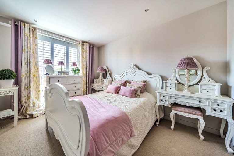 Images for The Heart, Walton-On-Thames, Surrey