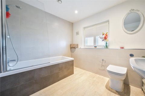 Click the photo for more details of Cottimore Crescent, Walton-On-Thames, Surrey