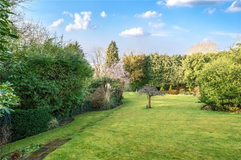 Click the photo for more details of Chaseley Court, Oatlands Drive, Weybridge, KT13
