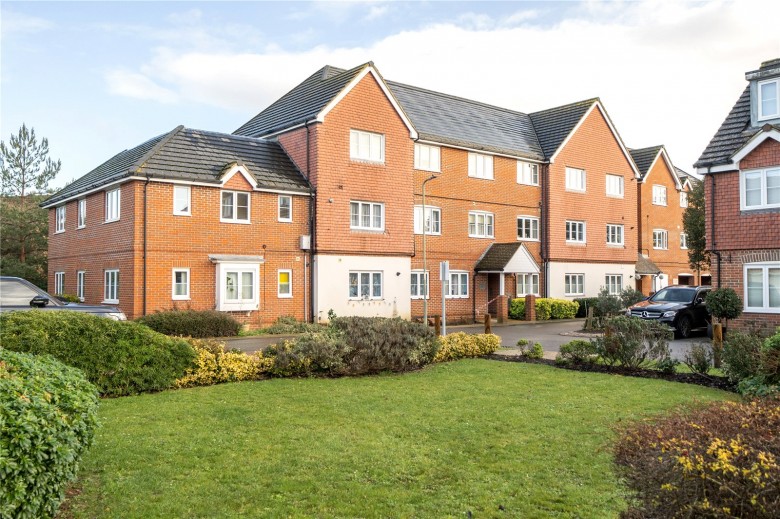 Click the photo for more details of Swansmere Close, Walton-On-Thames, Surrey